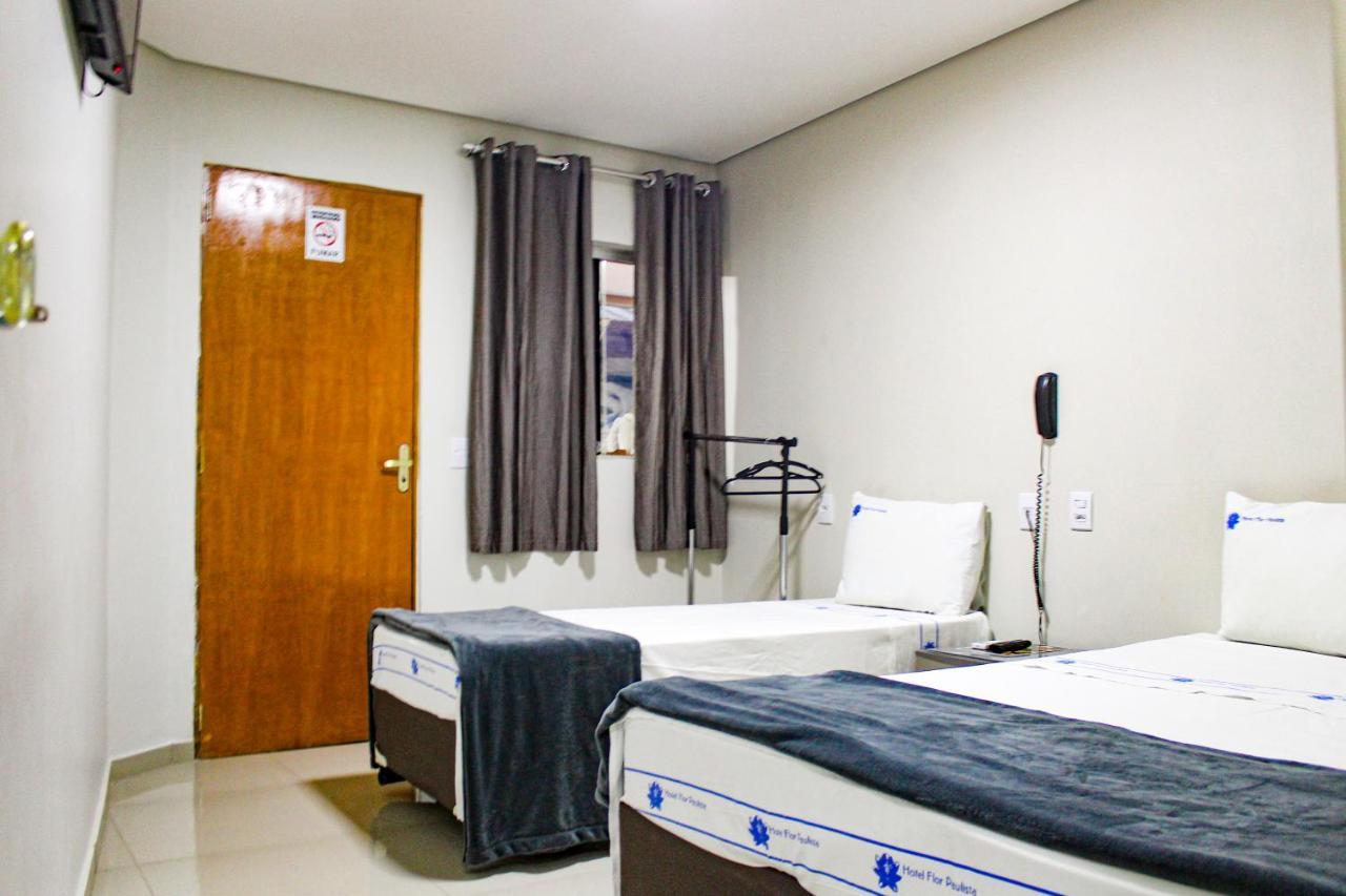 Hotel Flor Paulista San Paolo Esterno foto
